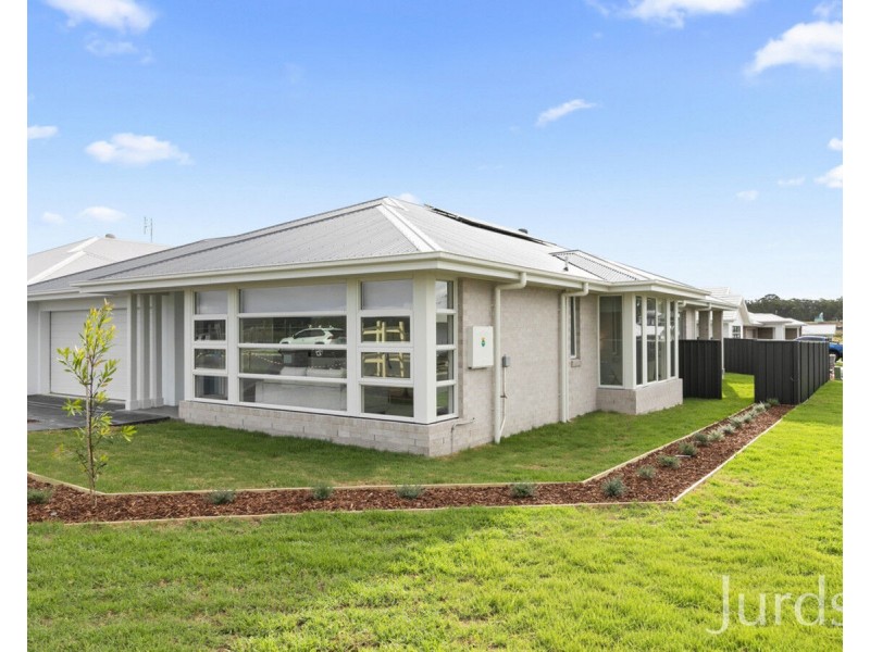36 Camargo Circuit,, Heddon Greta NSW 2321