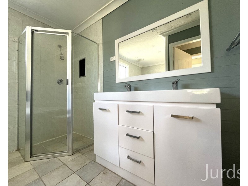 32 Mount View Road, Cessnock NSW 2325