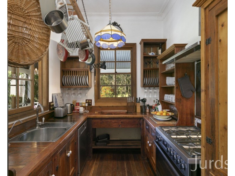 64 Tuckers Lane, North Rothbury NSW 2335