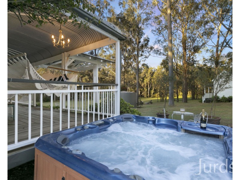 64 Tuckers Lane, North Rothbury NSW 2335
