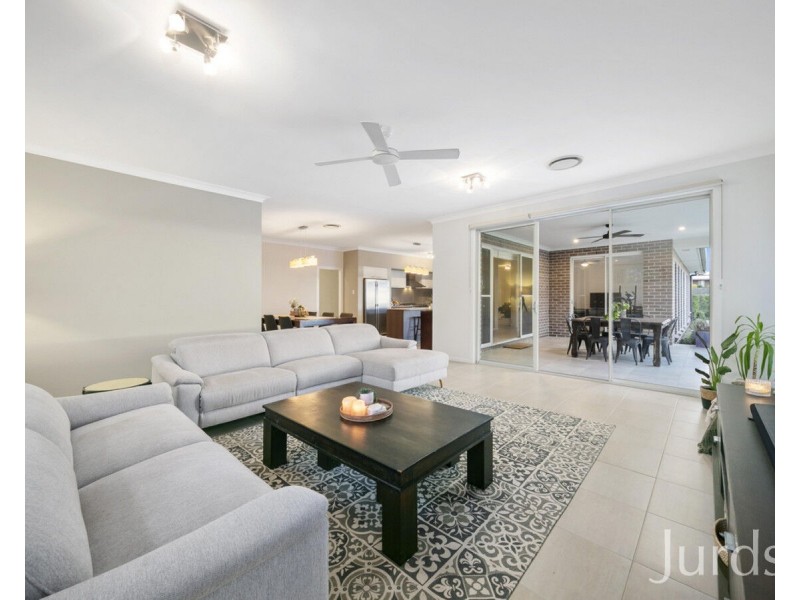 8 Loch Katrine Drive, Lochinvar NSW 2321