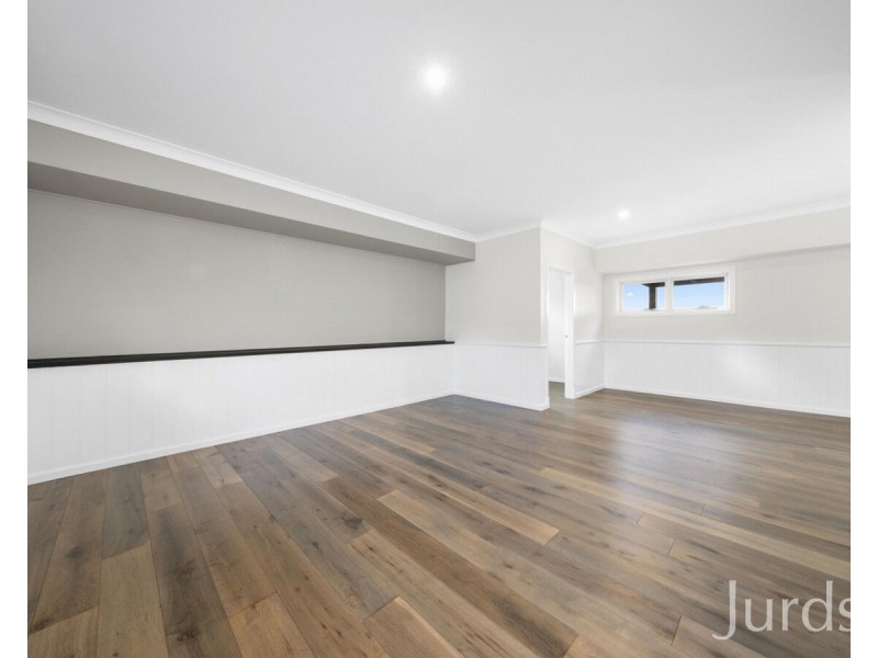 8 Loch Katrine Drive, Lochinvar NSW 2321