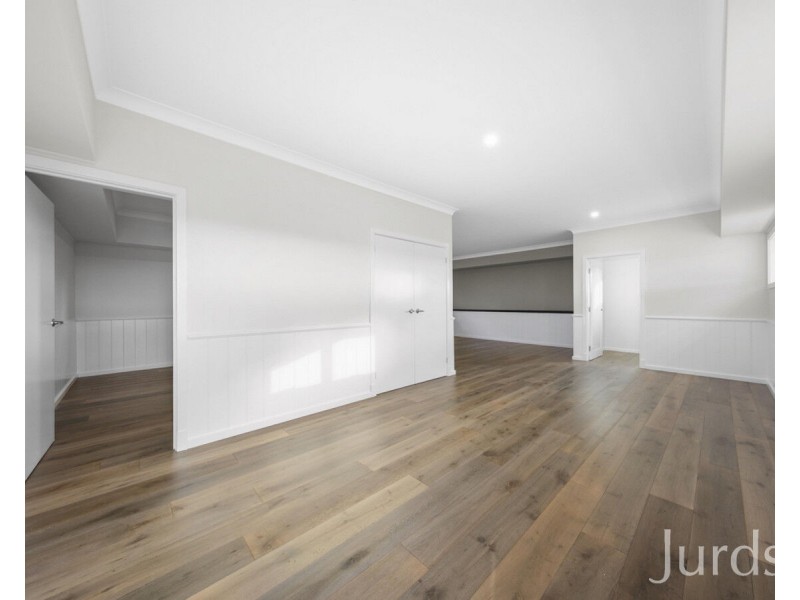8 Loch Katrine Drive, Lochinvar NSW 2321