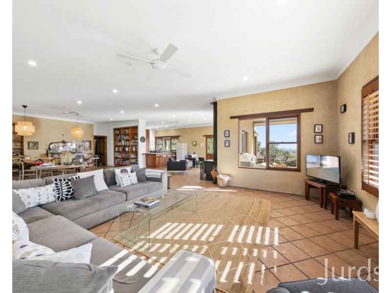 266 Bimbadeen Road, Mount View NSW 2325