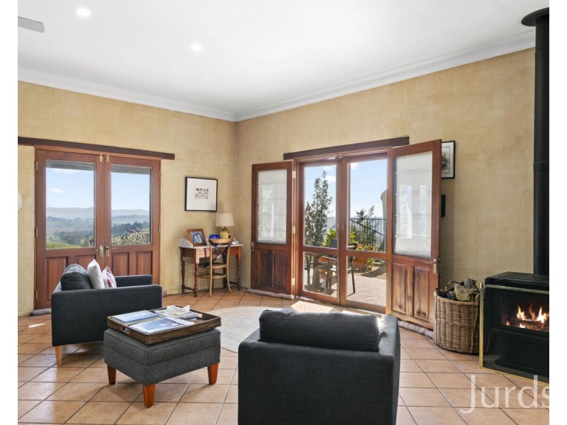 266 Bimbadeen Road, Mount View NSW 2325