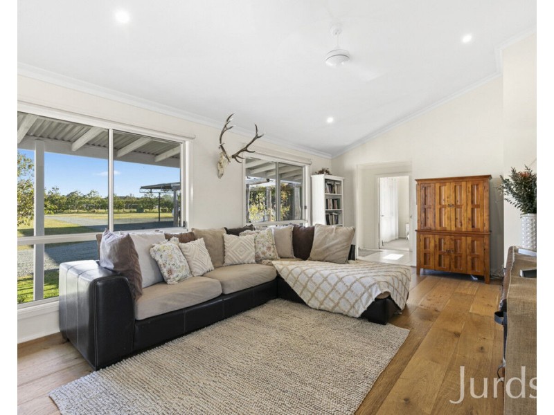 2C Nelson Street, Greta NSW 2334