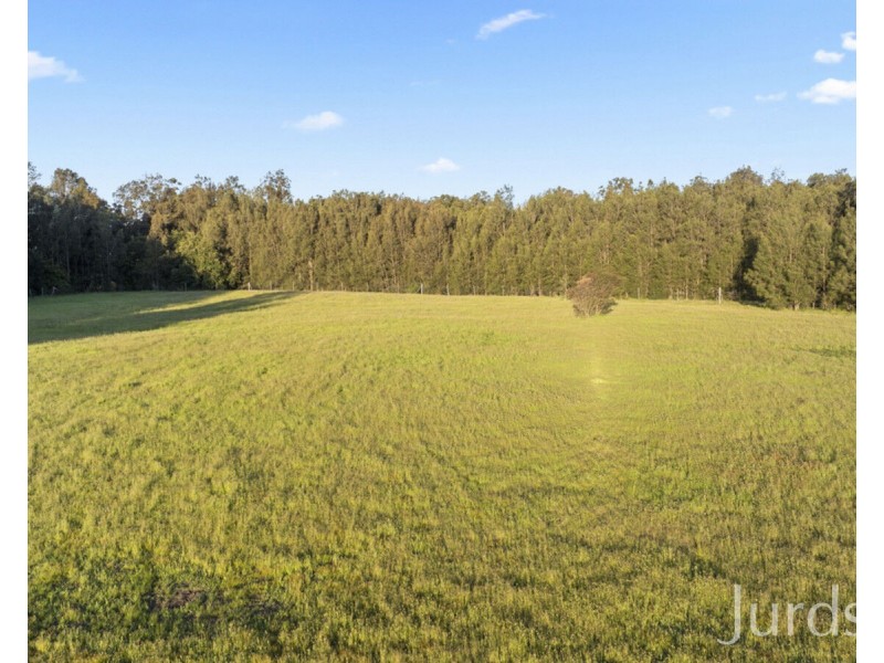 2C Nelson Street, Greta NSW 2334