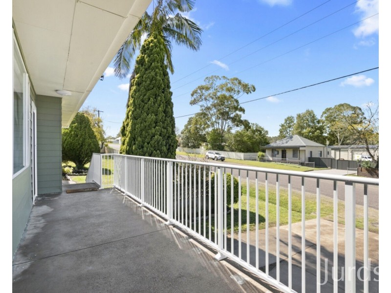 32 Hunter Street, Greta NSW 2334