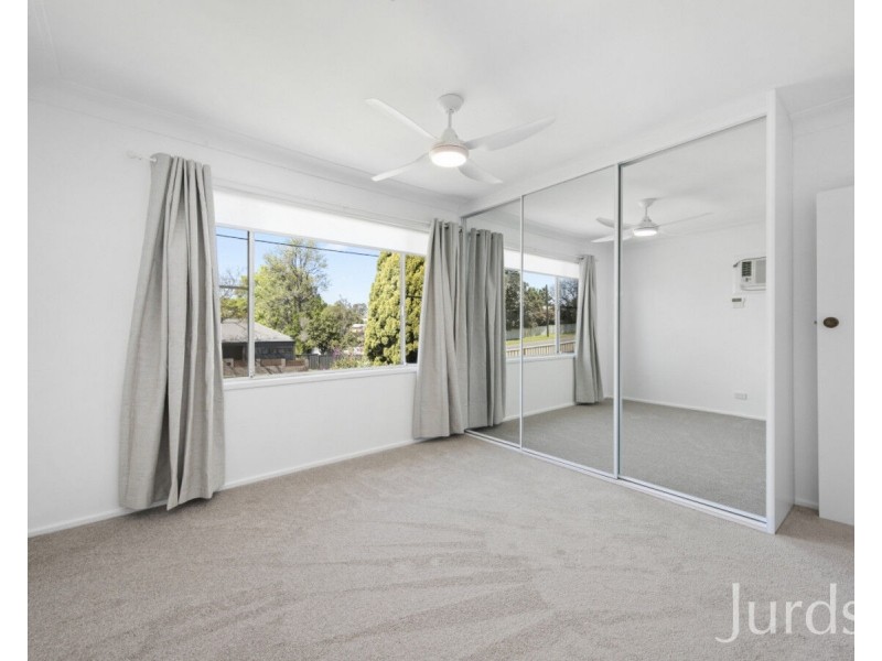 32 Hunter Street, Greta NSW 2334