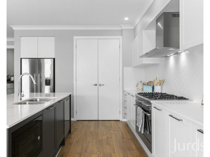 11 Irma Place, Lochinvar NSW 2321