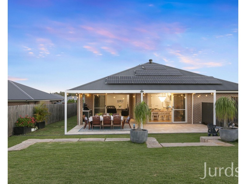 11 Irma Place, Lochinvar NSW 2321