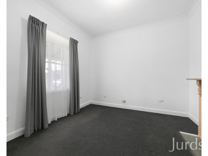 6 Third Street, Cessnock NSW 2325