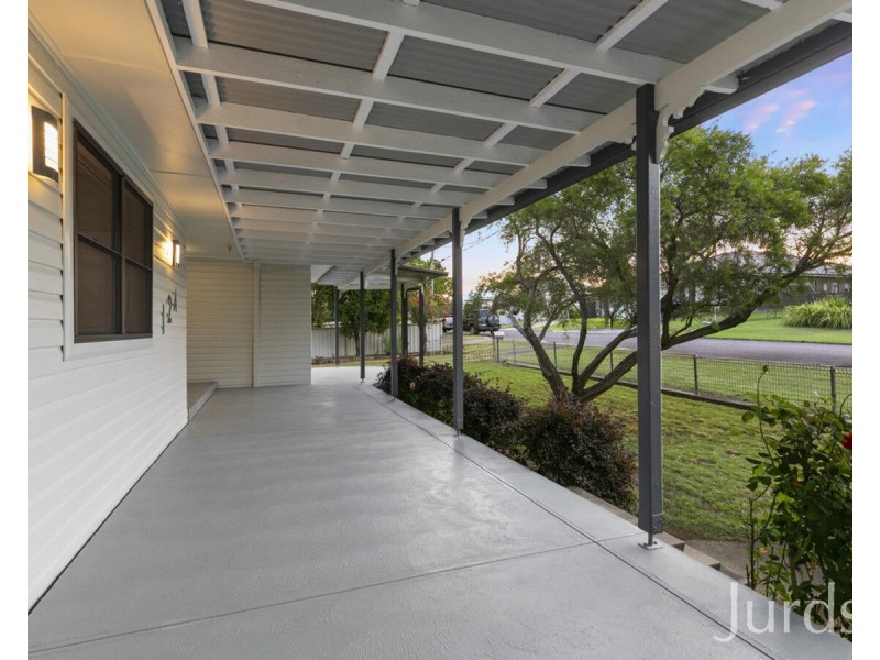 12A Hickey Street, Cessnock NSW 2325