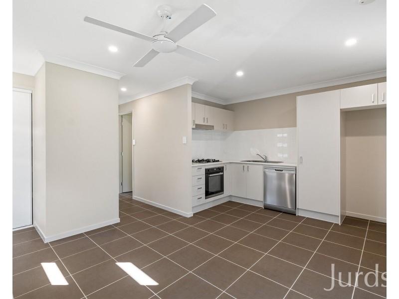 2/17 Wetland View Drive, Cessnock NSW 2325