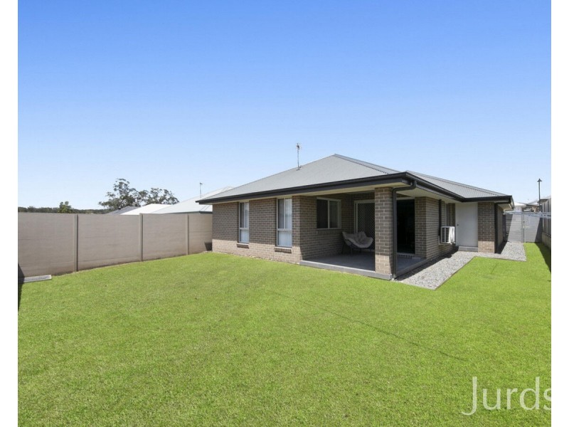 17 Amos Road, North Rothbury NSW 2335