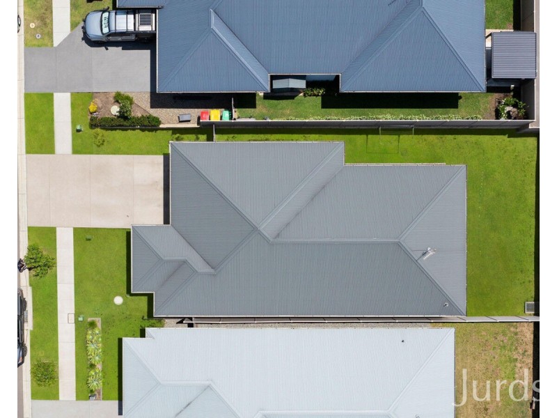 17 Amos Road, North Rothbury NSW 2335