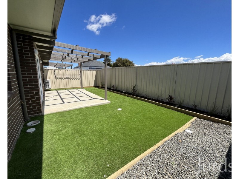 2/35 Evans Street, Cessnock NSW 2325