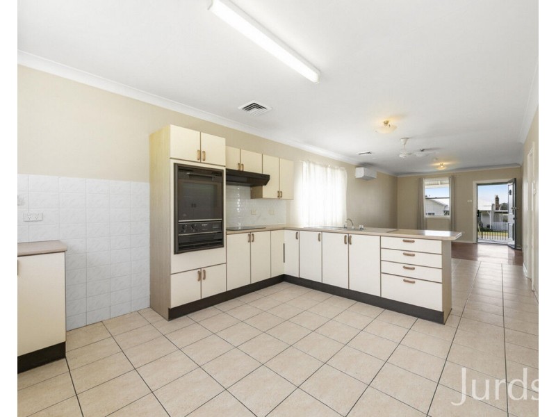 128 Deakin Street, Kurri Kurri NSW 2327