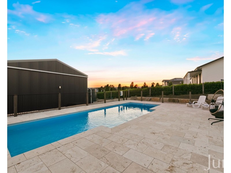 6 Orlando Close, Windella NSW 2320