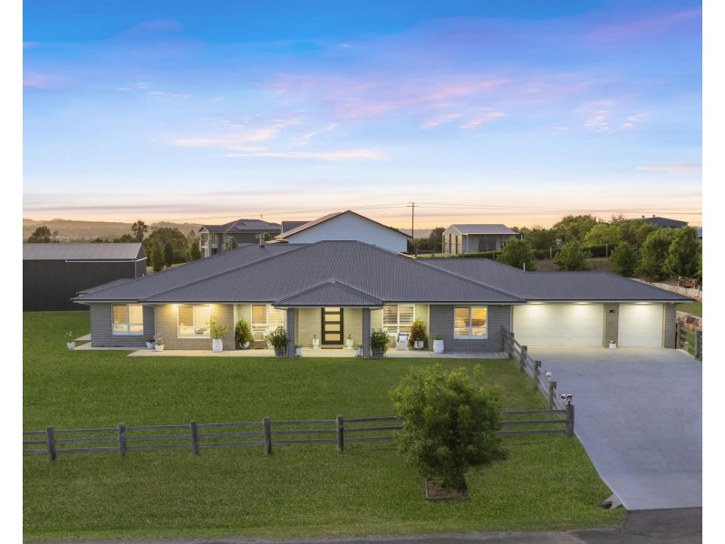6 Orlando Close, Windella NSW 2320