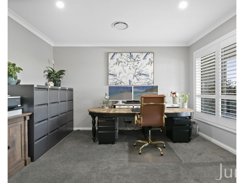 6 Orlando Close, Windella NSW 2320