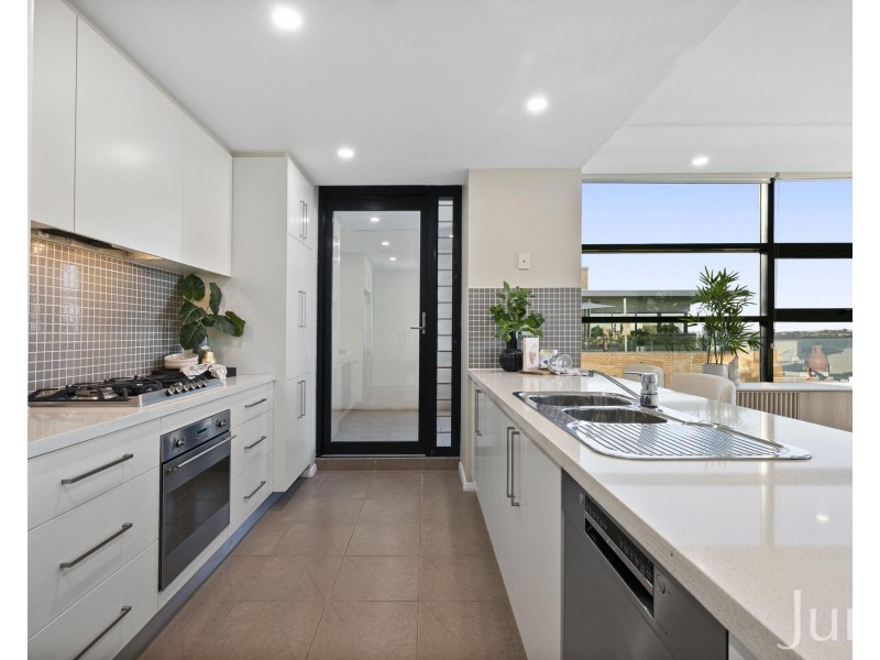 8/123 Scott Street, Newcastle NSW 2300