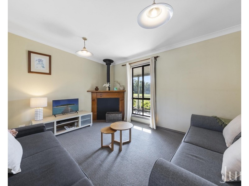 111 Halls Road, Pokolbin NSW 2320