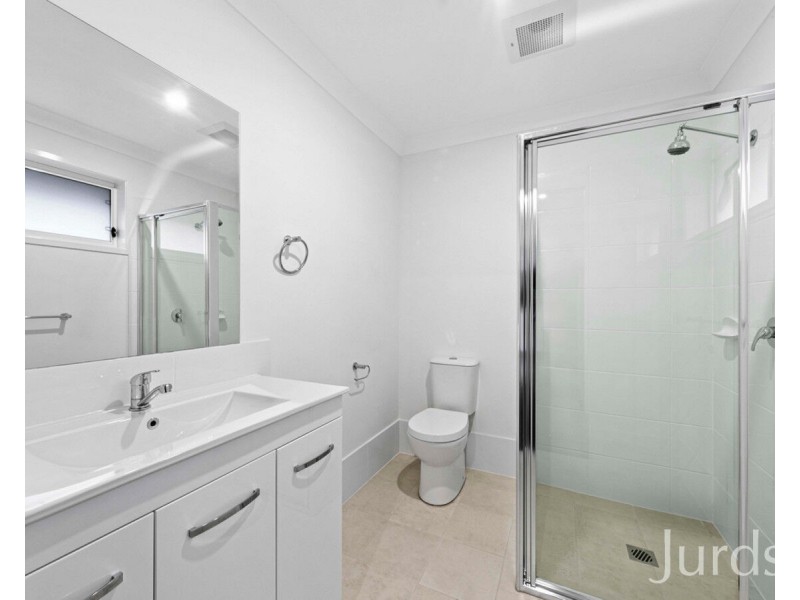 2/66 Malachite Street, Chisholm NSW 2322