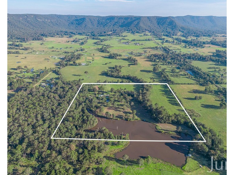 136 Whitings Lane, Quorrobolong NSW 2325