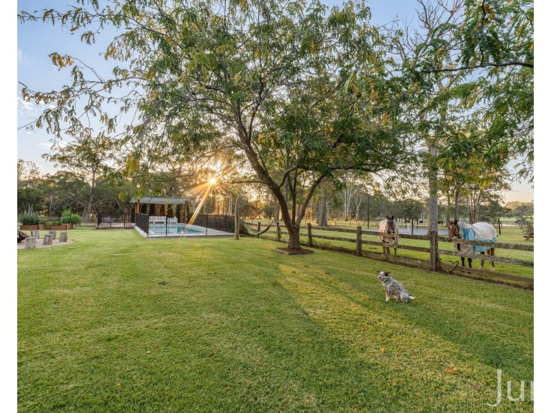 136 Whitings Lane, Quorrobolong NSW 2325