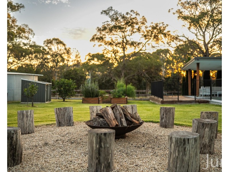 136 Whitings Lane, Quorrobolong NSW 2325