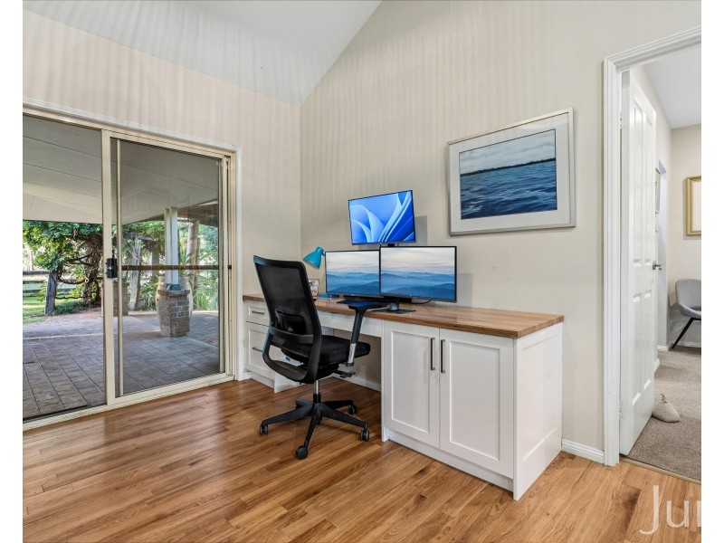 136 Whitings Lane, Quorrobolong NSW 2325