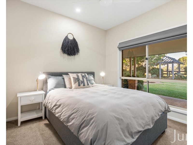 136 Whitings Lane, Quorrobolong NSW 2325