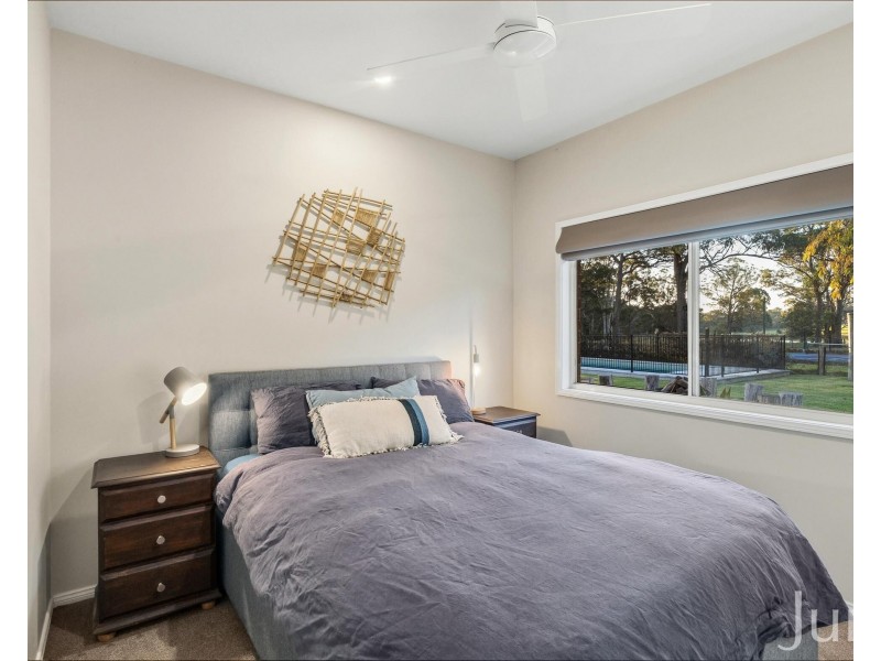 136 Whitings Lane, Quorrobolong NSW 2325