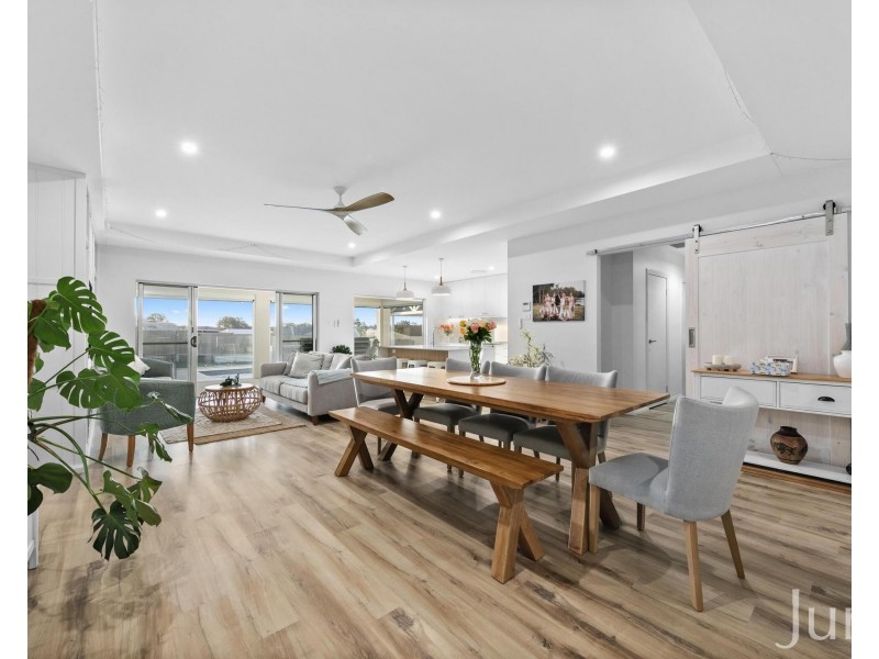 17 Hedley Way, North Rothbury NSW 2335