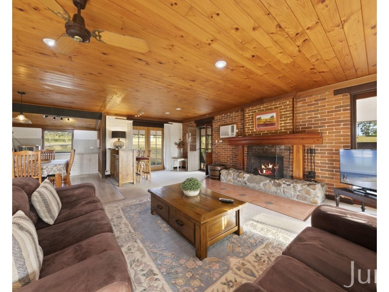 223 Deasys Road, Pokolbin NSW 2320