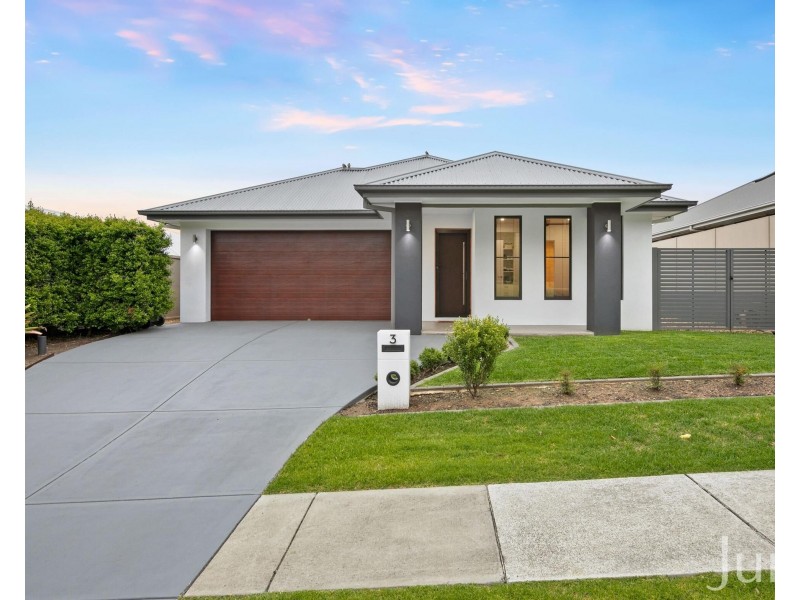 3 Moran Parkway, North Rothbury NSW 2335