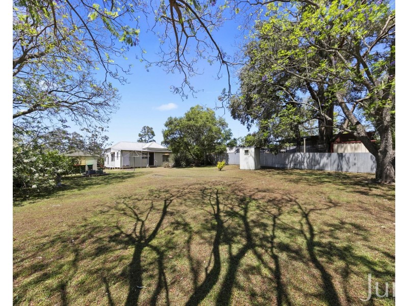 4 Mayne Street, North Rothbury NSW 2335