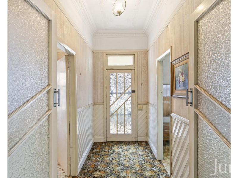 18 Government Road, Weston NSW 2326