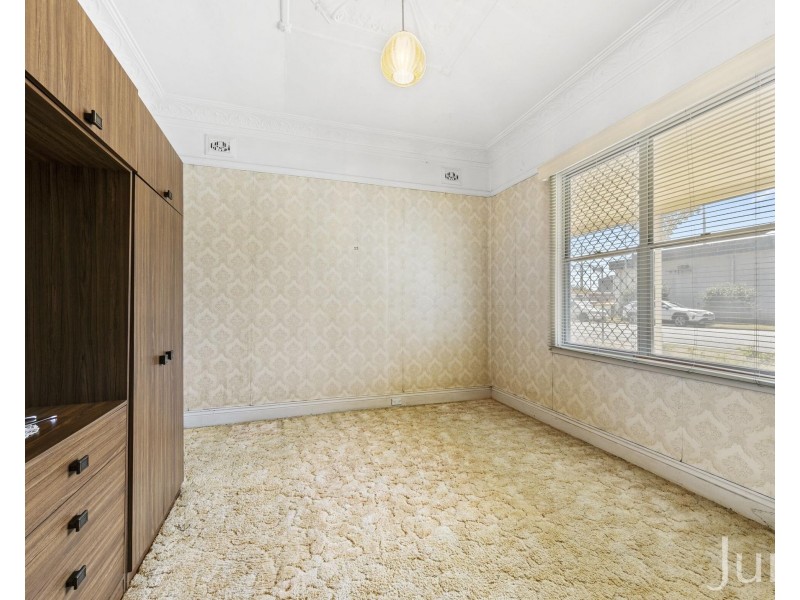 18 Government Road, Weston NSW 2326