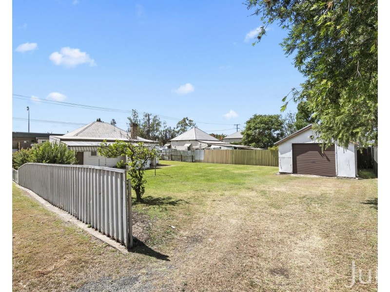18 Government Road, Weston NSW 2326
