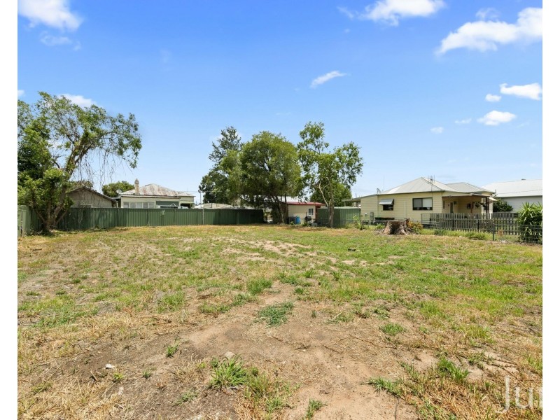 35 Gordon Avenue, Cessnock NSW 2325