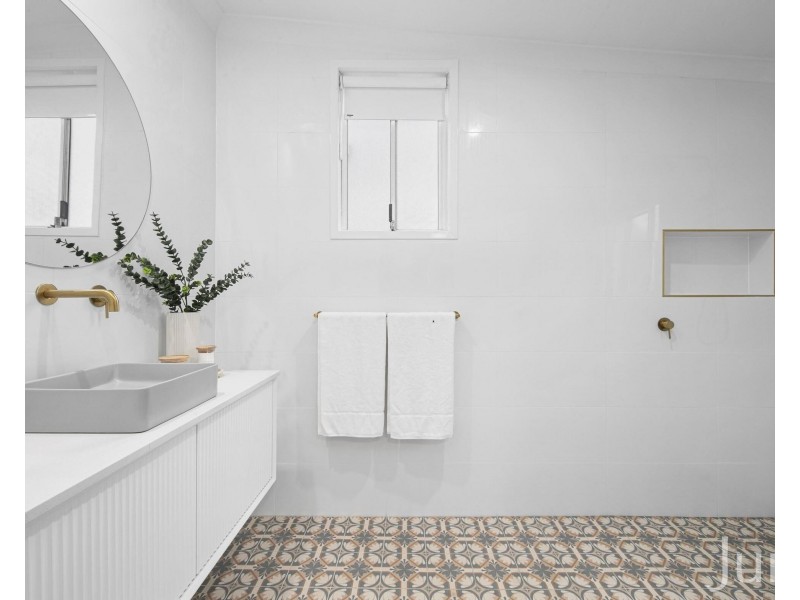 20 Charles Street, Abermain NSW 2326