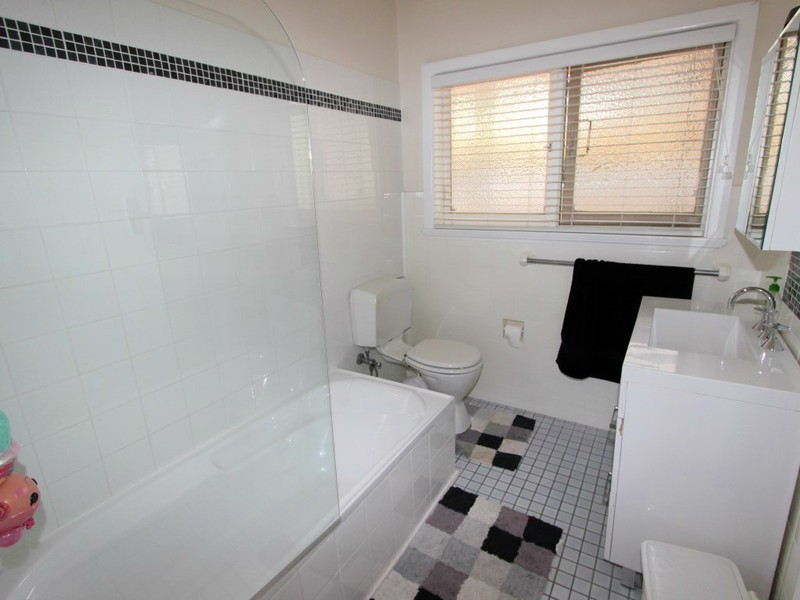 14 Evans Street, Greta NSW 2334