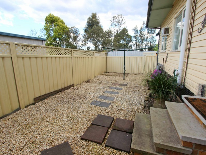 14 Evans Street, Greta NSW 2334