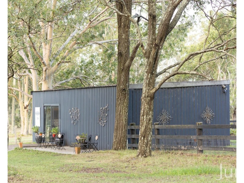 28 Racecourse Lane, Pokolbin NSW 2320