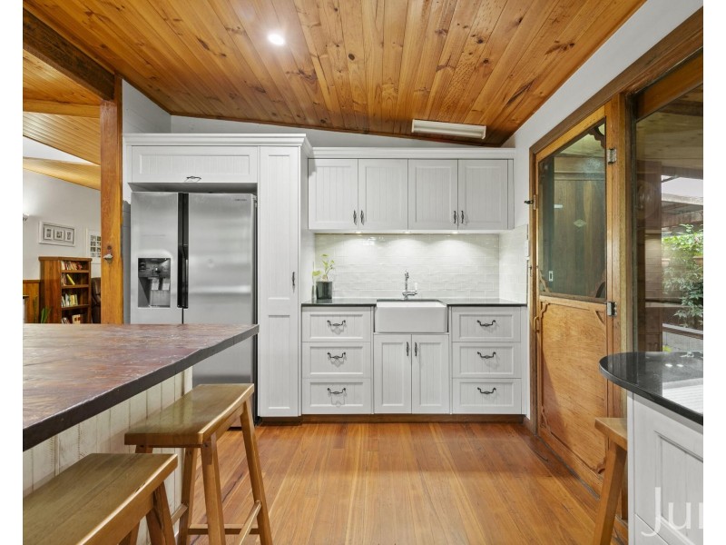 40 Dry Creek Road, Ellalong NSW 2325