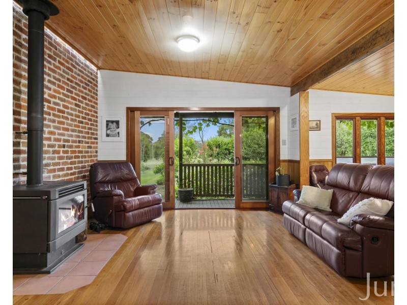 40 Dry Creek Road, Ellalong NSW 2325