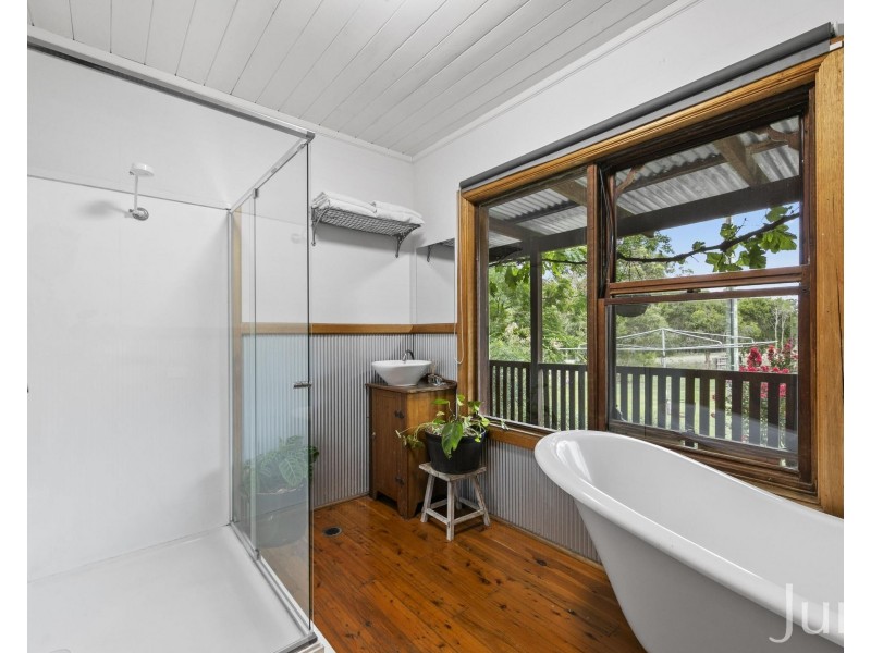 40 Dry Creek Road, Ellalong NSW 2325