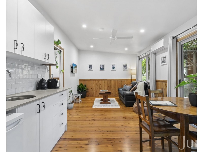 40 Dry Creek Road, Ellalong NSW 2325